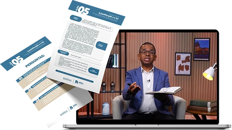 Apostilas em PDF e aula em vídeo no notebook